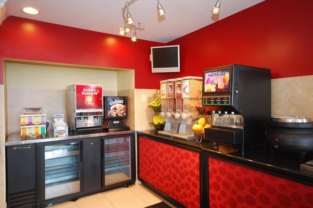 Best Western Plus Franklin Square Inn Troy Restoran gambar