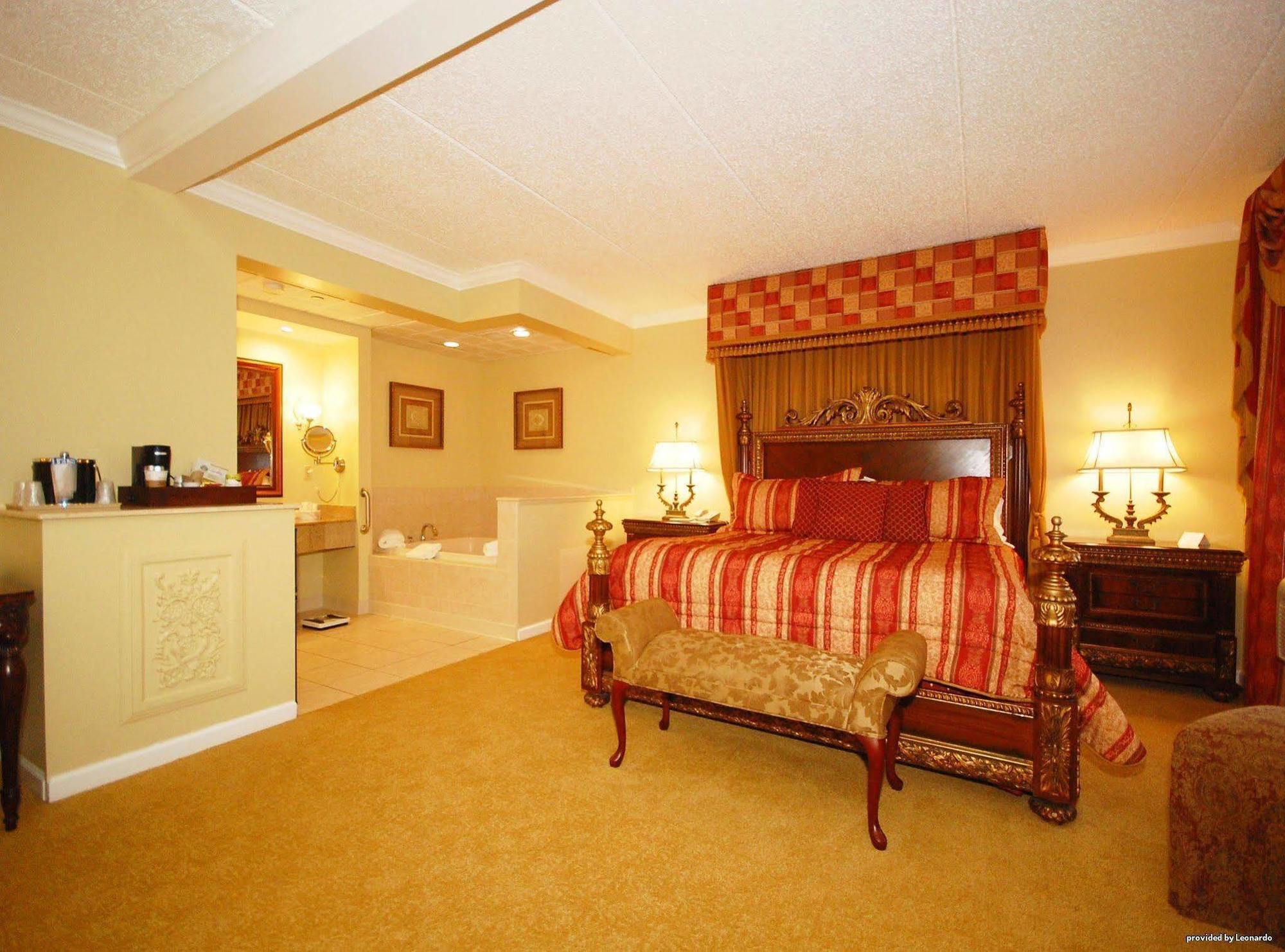 Best Western Plus Franklin Square Inn Troy Bilik gambar